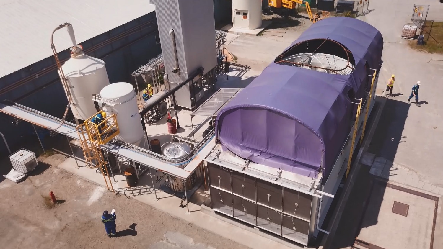 Image of Carbon Engineering's pilot plant