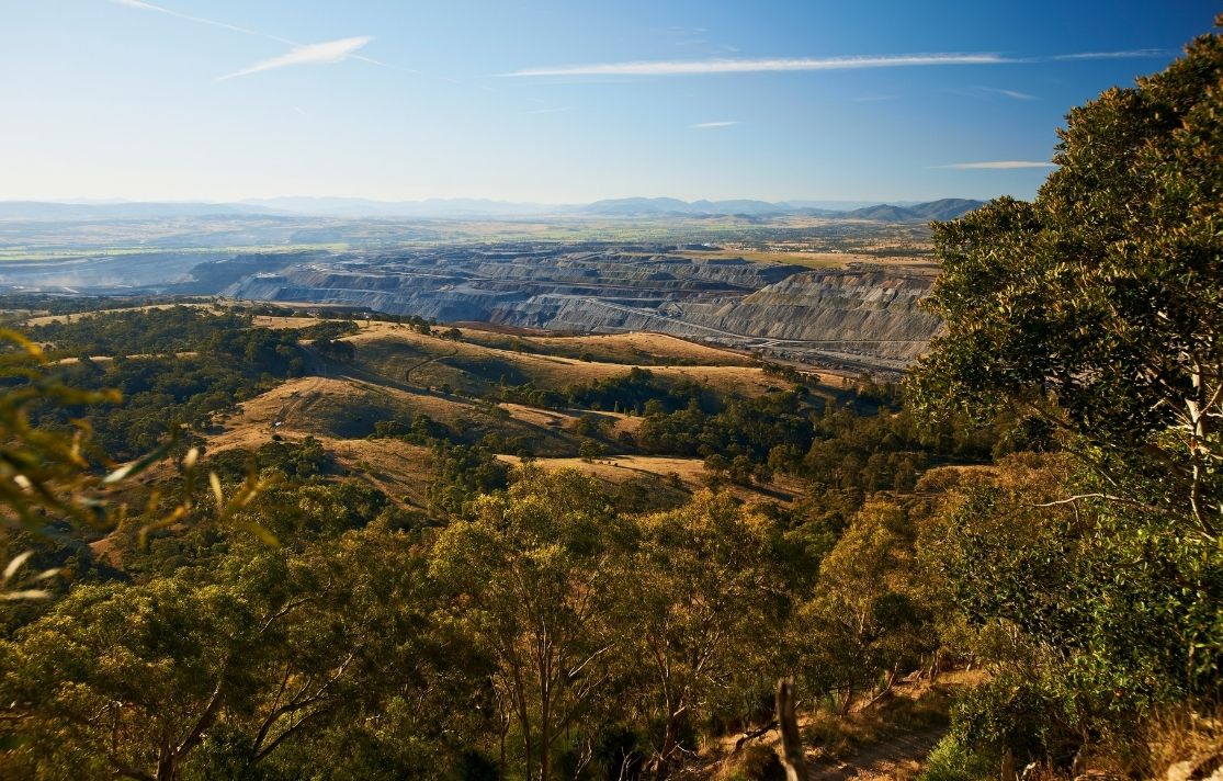 mt arthur, hills. mining, view