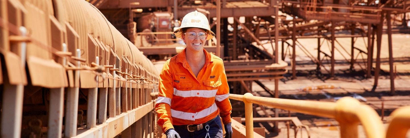 mining, woman, site