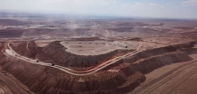 mine, australia, trucks